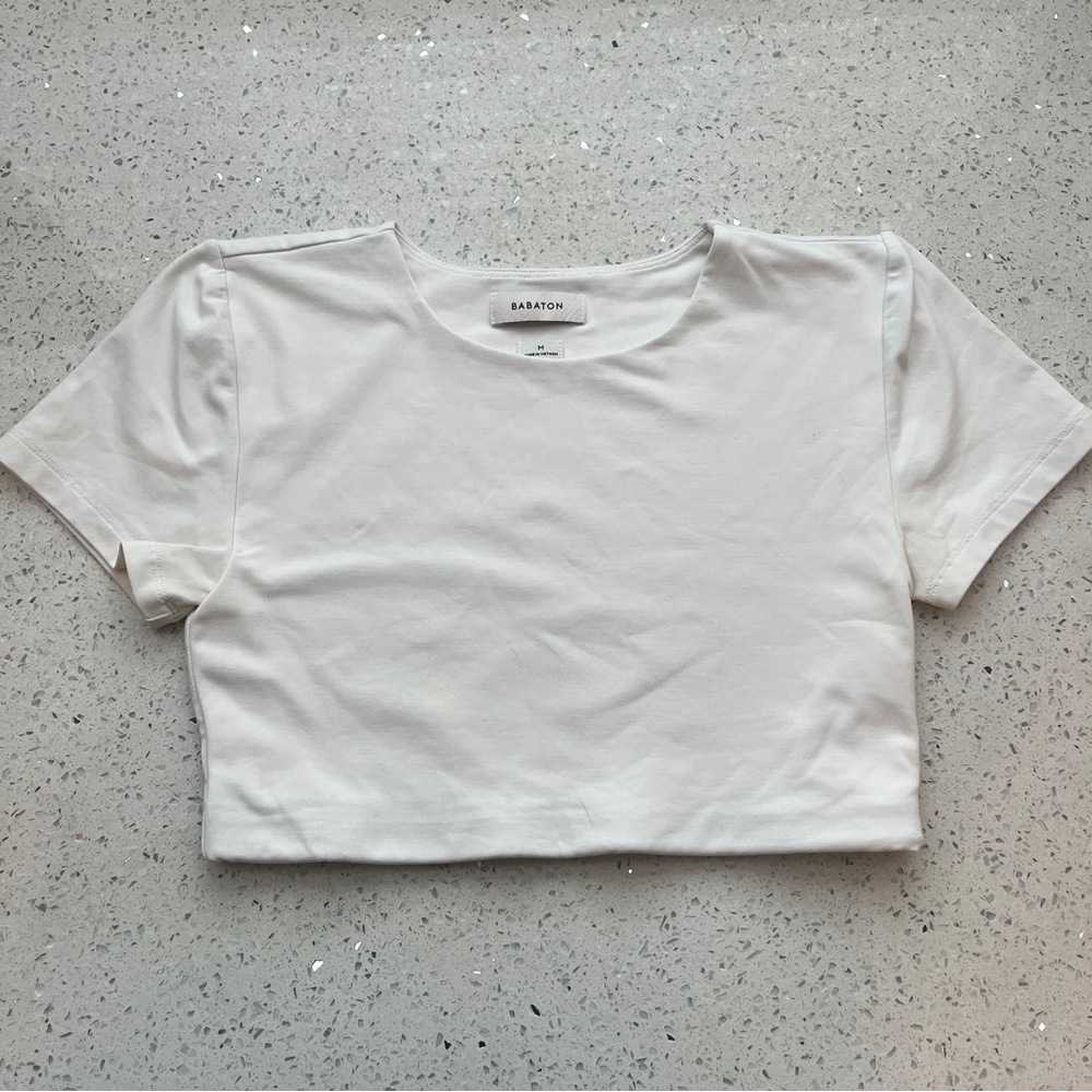 Aritzia Babaton Contour Short Sleeve White Top